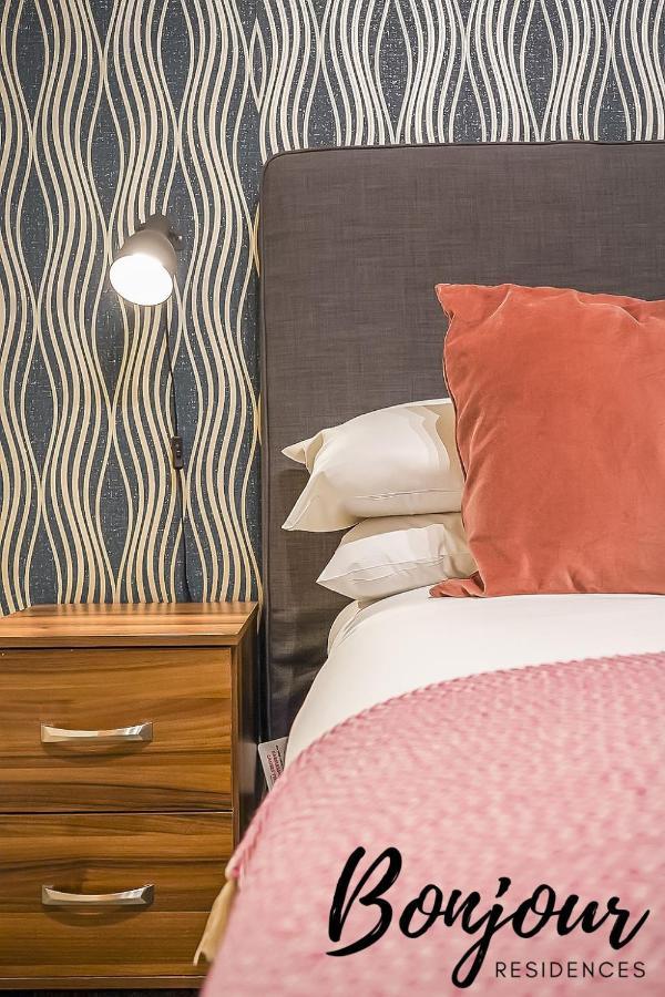 Spacious 2Br-1Ba - Grassmarket - Free Parking By Bonjour Residences Edinburgh Bagian luar foto