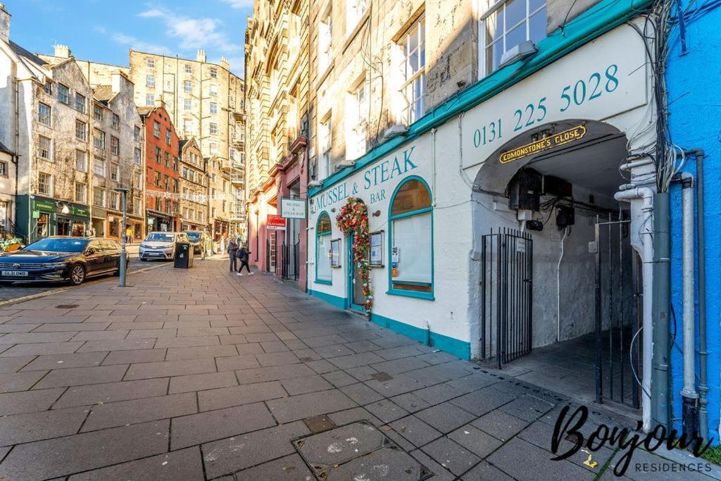 Spacious 2Br-1Ba - Grassmarket - Free Parking By Bonjour Residences Edinburgh Bagian luar foto