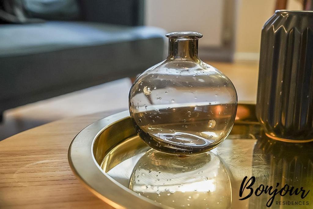 Spacious 2Br-1Ba - Grassmarket - Free Parking By Bonjour Residences Edinburgh Bagian luar foto